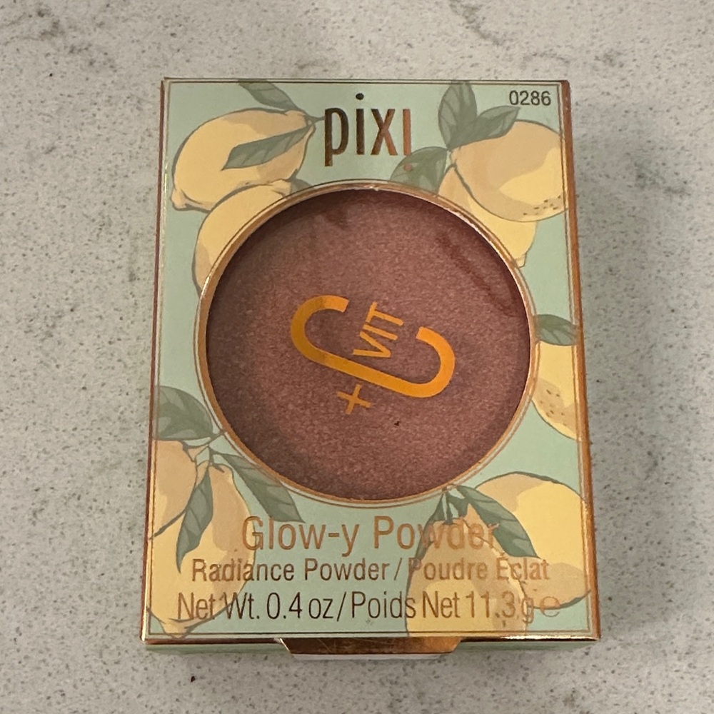 Pixi Glow-y Powder with Vitamin C